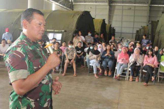 Pangkogasgabpad Mengecek Kesiapan Pemulangan 238 WNI