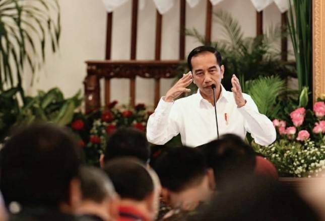 Tekan Disparitas Harga, Jokowi Minta Tol Laut Terkoneksi dengan Kawasan Industri dan Pusat Ekonomi Lokal