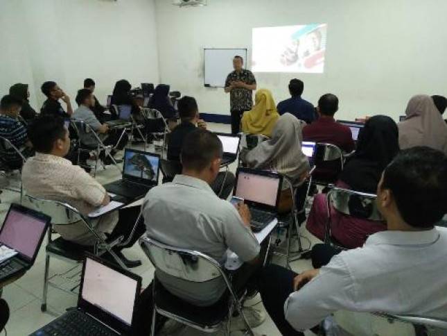 UBSI Pontianak Buat  Pelatihan Menulis untuk Dosen