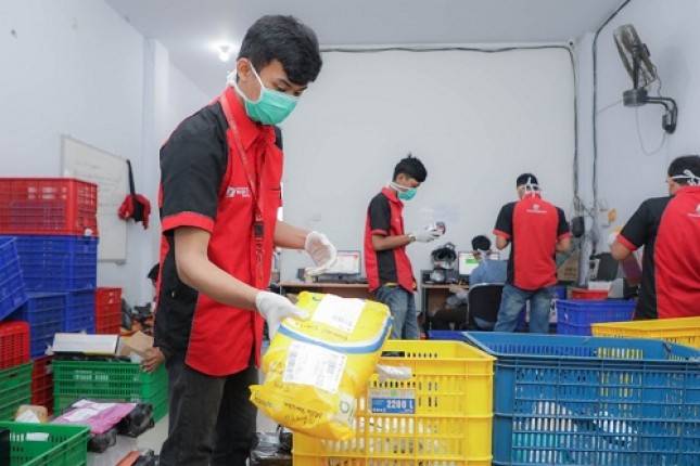 Bantu UMKM Naik Kelas, PT Digital Mediatama Maxima Tbk memperluas jaringan pick up & drop point Sicepat