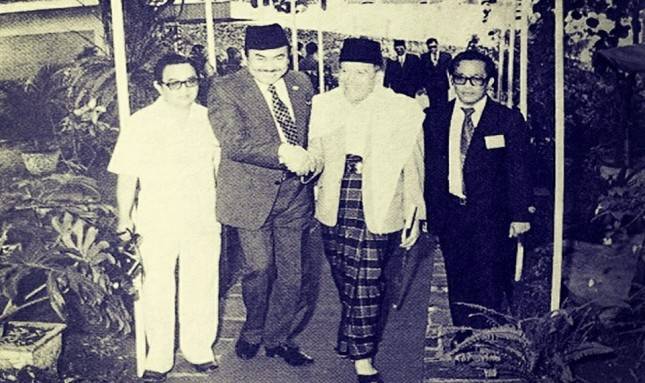 Bermodal Filosofi Pendiri Bagai Pohon Pisang yang Tak Mau Mati Sebelum Berbuah, Raksasa Industri Elektronika Panasonic Gobel Sukses Lalui Pasang Surut Bisnis Sejak 1960  