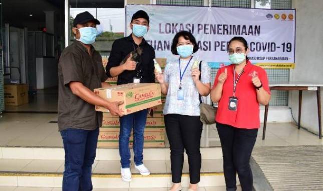 PT Priskila Salurkan Bantuan Berupa Hand Spray ke RSUP Persahabatan Jakarta Timur