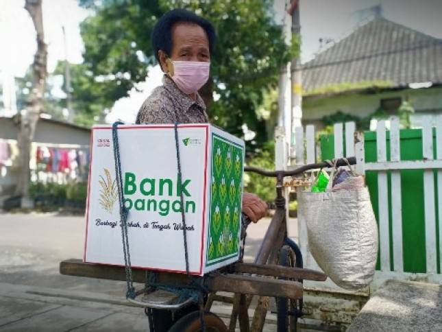 Dompet Dhuafa Jateng Bersama PBMT Bagikan 5.000 Paket Sembako