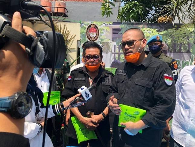 Wabah Pukul Daya Beli Masyarakat,  HMS Center Sumbang Rp 1 Miliar