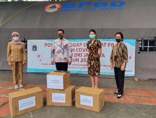 RS Siloam Donasi 4.400 Test Kits dan Reagen PCR dengan 32 RSU DKI Jakarta