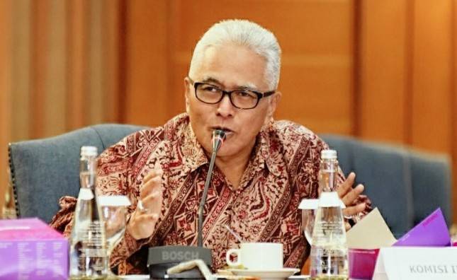 DPR Sebut Langkah Menhub Melonggarkan Transportasi Umum Berbahaya dan Merusak Upaya Memutus Mata Rantai Penyebaran Covid-19