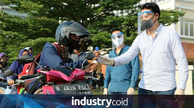 Perangi Wabah Covid-19, Jababeka Berikan 5000 Paket Hand Sanitizer & Masker Gratis bagi Masyarakat Sekitar