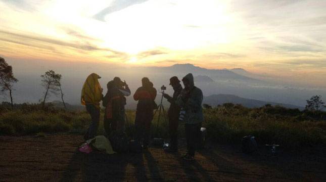 Ini Panduan Paket Wisata ke Puncak B-29, Desa Argosari, Lumajang