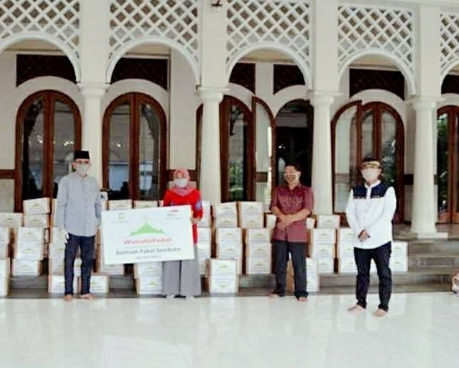 Elnusa Petrofin Bagikan 9.591 Paket Sembako Lebaran di Seluruh Indonesia