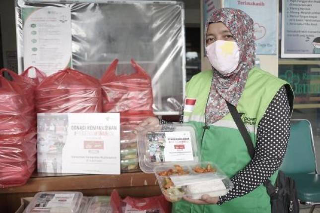 Donasi Hemaviton untuk Tim Medis