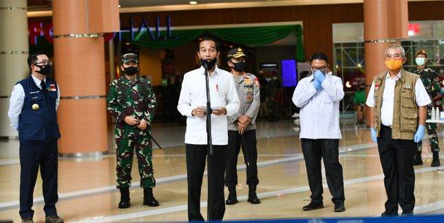 Agar Masyarakat Tidak Gagal Paham, Jokowi: Sosialisasikan Protokol New Normal Secara Masif
