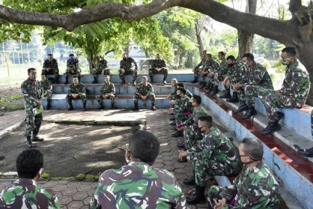 Prajurit Yonif 5 Marinir Gelar Kauseri Agama Islam