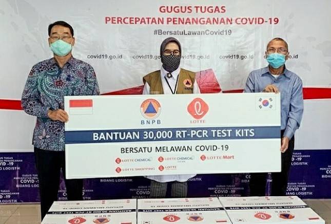 LOTTE Group Gelontorkan 30 Ribu Alat Tes RT-PCR untuk Penanganan Covid-19