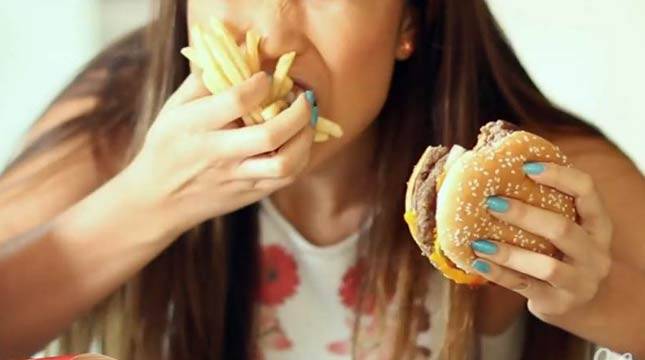 Duh Melajang Ternyata Berpotensi Tinggi Alami Masalah Berat Badan 