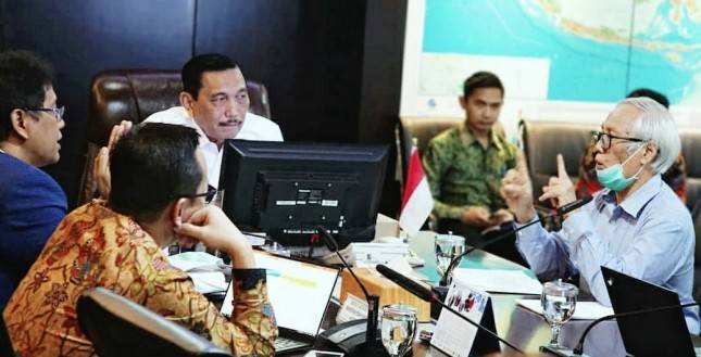 Luhut Vs Ekonom Debat, Netizen: Ajak Rizal Ramli Pak