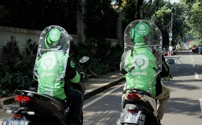 Cegah Penularan Covid-19, Adilla Ojol: Kami Rutin Disemprot Disinfektan, Pakai Masker dan Ada Partisi Pembatas Penumpang