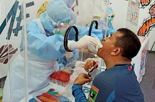 Jadi Klaster Baru, OJK Tutup Satu Bank BUMN di Riau, Ratusan  Pegawai di Tes Swab PCR