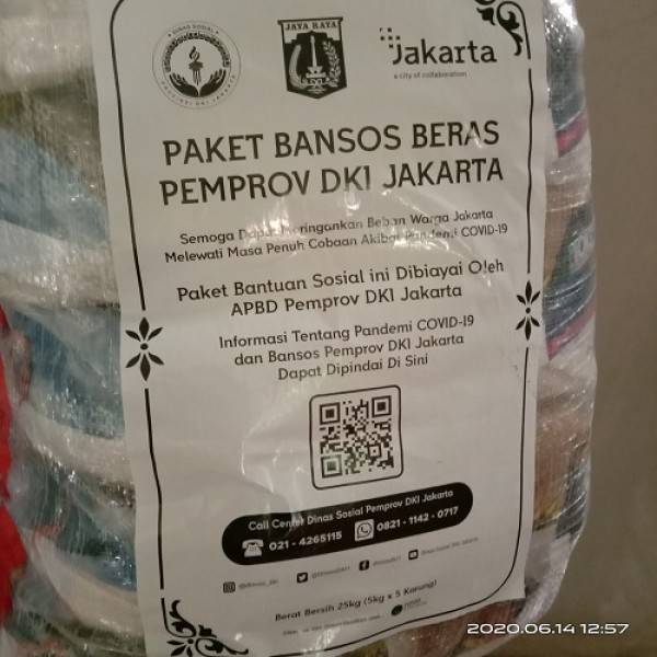 Soal Paket Bansos Beras 25 Kg dari Pemrov DKI, Warga: Terimakasih Pak Anies, Pokoknya Mantap Pak Anies