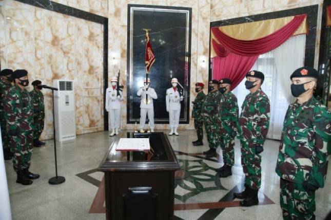 Panglima TNI Terima Penyerahan Jabatan Dankoopssus 