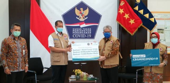 Bank bjb Serahkan Bantuan Mobil Operasional untuk Tim Gugus Tugas Lawan COVID-19
