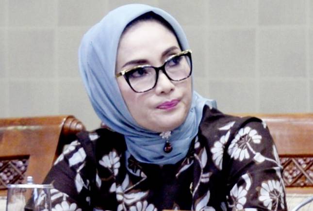 Bukan Sekadar Cantik, Lucy DPR: Perempuan Tangguh Itu Harus Cerdas dan Pemaaf