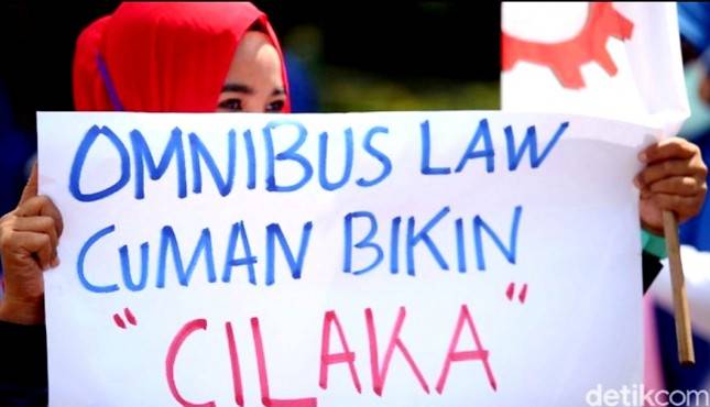 Energi Bangsa Terkuras Akibat UU Cipta Kerja