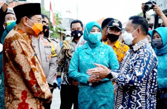 Hampir 50% Paslon Pilkada Serentak Melanggar Protokol Kesehatan, Dekan Hukum UIN Jakarta: Jika Tidak Taat Prokes Covid, Lebih Baik Pilkada Ditunda