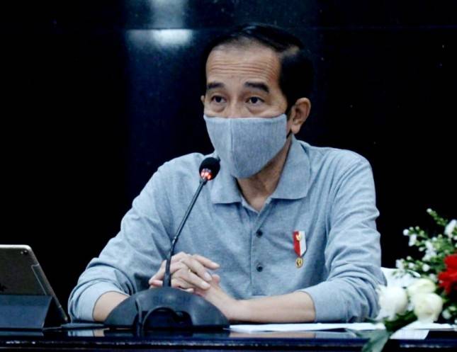 Jokowi Tegor Kepala Daerah: Saya Melihat APBD Rp170 Triliun Masih Ada di Bank, Belanjakan Segera!  