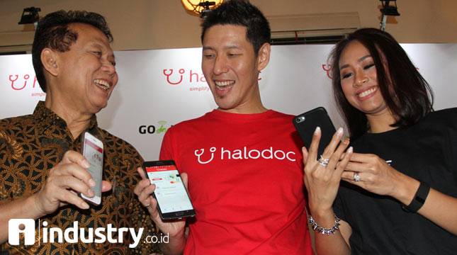 Kolaborasi Halodoc dan GO-JEK Permudah Layanan Pharmacy Delivery
