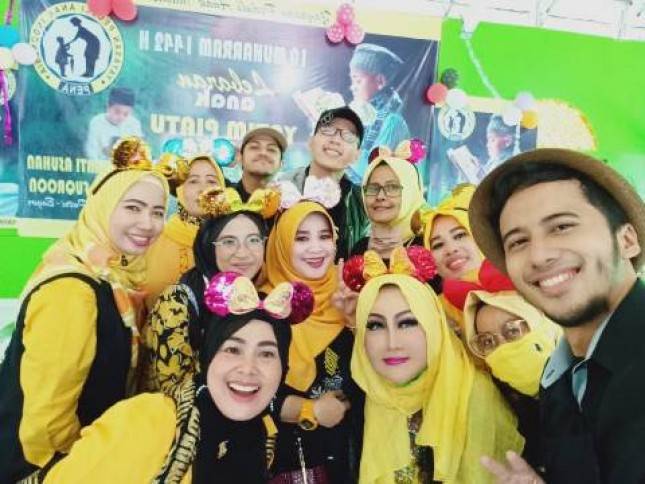 Yayasan Pena Makin Agresif Beri Santunan ke Anak-Anak Yatim