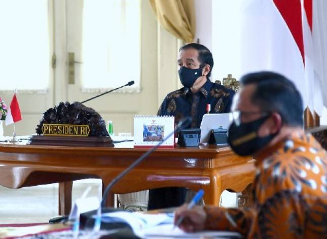 Presiden Ajak Para Gubernur Tetap Fokus Kendalikan Covid-19