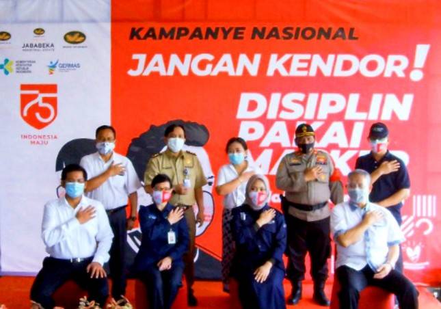 Kemenkes Bersama Pengelola Kampanyekan Disiplin Pakai Masker di Kawasan Industri Jababeka
