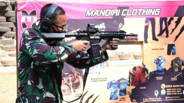 Tingkatkan Kemampuan Menembak Korps Marinir dan Bakamla