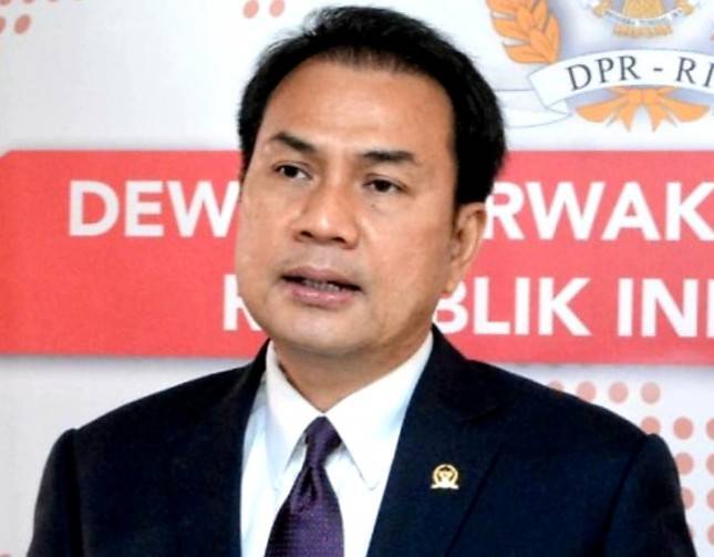 Pimpinan DPR Minta Kementerian Agama Sosialisasikan SOP Salat Tarawih dan Idulfitri 