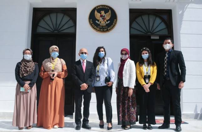 Keren! KBRI Cairo Dipimpin Gadis Remaja Mesir saat Peringati International Day of the Girl