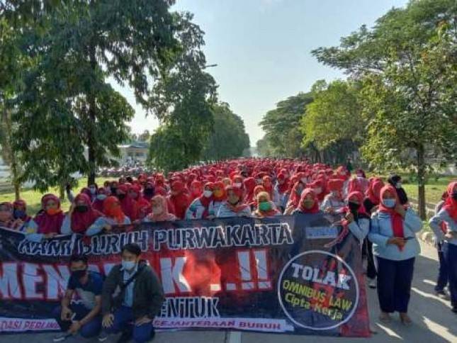 KHL Bertambah Tapi Buruh Tetap Miskin