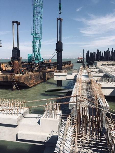 Percepat Pembangunan Dermaga Kawasan Industri JIIPE Jawa Timur, BMS Gandeng Indra Karya