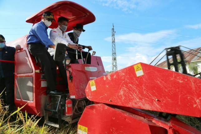 Mentan Pastikan Optimalisasi MT-II dan Overstock Beras 2020