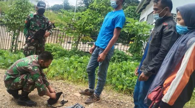 Satgas Yonif 642 Kapuas Amankan PMI Non Prosedural 