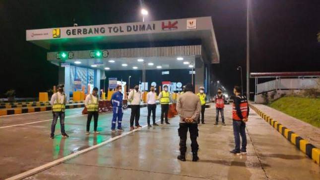 Hutama Karya Bersama Warga Perketat Keamanan di JTTS Jelang Nataru