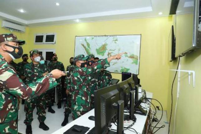 Tiga Pulau Terluar di Perairan Natuna Dipastikan Keamanannya oleh Kasum TNI