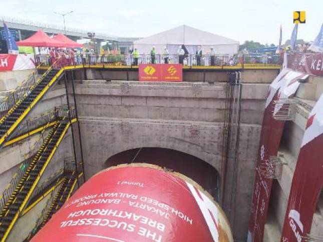 Pembangunan Terowongan 1 Kereta Cepat Jakarta &ndash; Bandung Sesuai Rencana