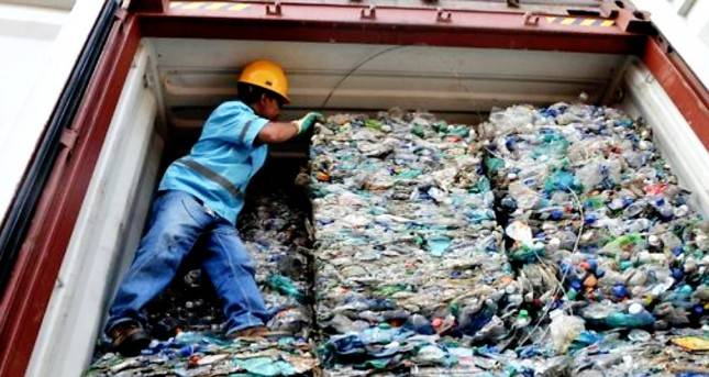 Buset Dah! Indonesia Dikirimi 79 Kontainer Limbah B3, Kemenlu 'Geram' Panggil Dubes Inggris, Amerika, Selandia dan Australia 