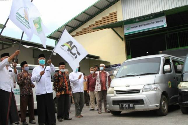 Global Wakaf - YP3I Hadirkan Wakaf Distribution Center di Jombang