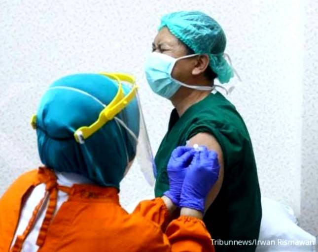 Kabar Baik! 132.000 Tenaga Kesehatan Telah Divaksinasi, Nadia: Tidak Ada yang Alami Dampak Serius....  