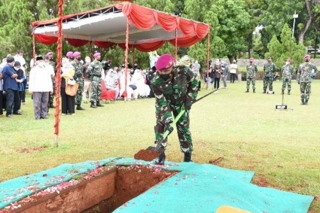 Mantan Dankormar Mayor Jenderal TNI Mar (Purn) H. Aminullah Ibrahim Meninggal Dunia