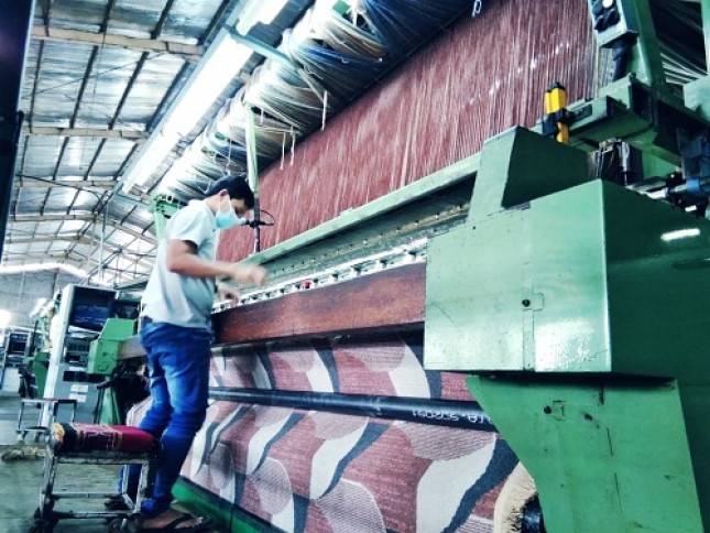 Lung Victory Carpet Siap Melantai di Bursa