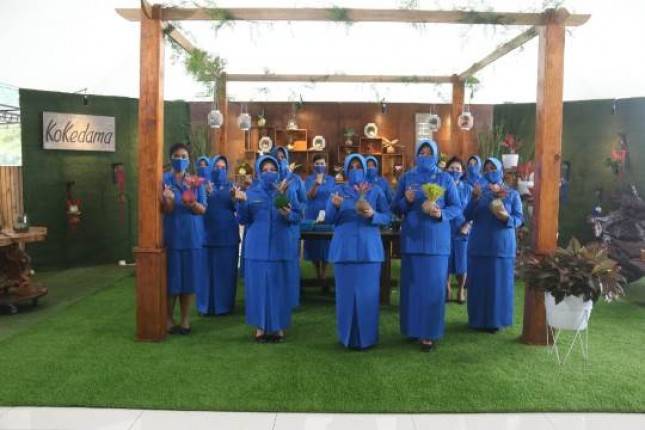 Jalasenastri Korps Marinir Adakan Pelatihan Ketrampilan UMKM