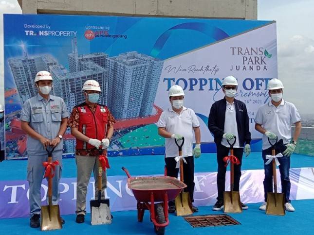 Berada di Kawasan Strategis! Transpark Juanda Topping Off Tower Emerald, Terjual 65% 