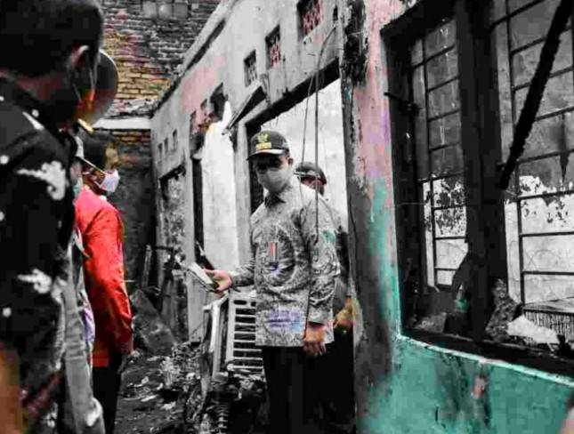 Luar Biasa Gercep! Gubernur Anies Berikan Penanganan dan Bantuan Langsung untuk Warga Terdampak Musibah Kebakaran Matraman
